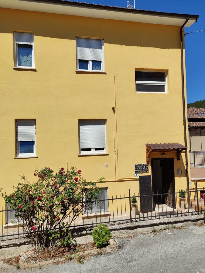 Bed and Breakfast Le Stanze Di Adele LʼAquila Exteriér fotografie