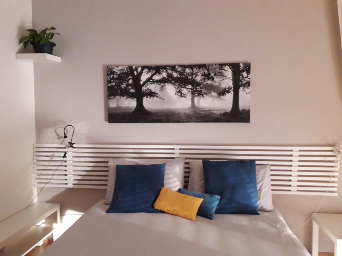 Bed and Breakfast Le Stanze Di Adele LʼAquila Exteriér fotografie